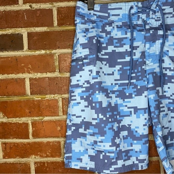 Vineyard Vines Men’s Digi Camo Whale Board Shorts Blue Size 30 - Picture 3 of 10
